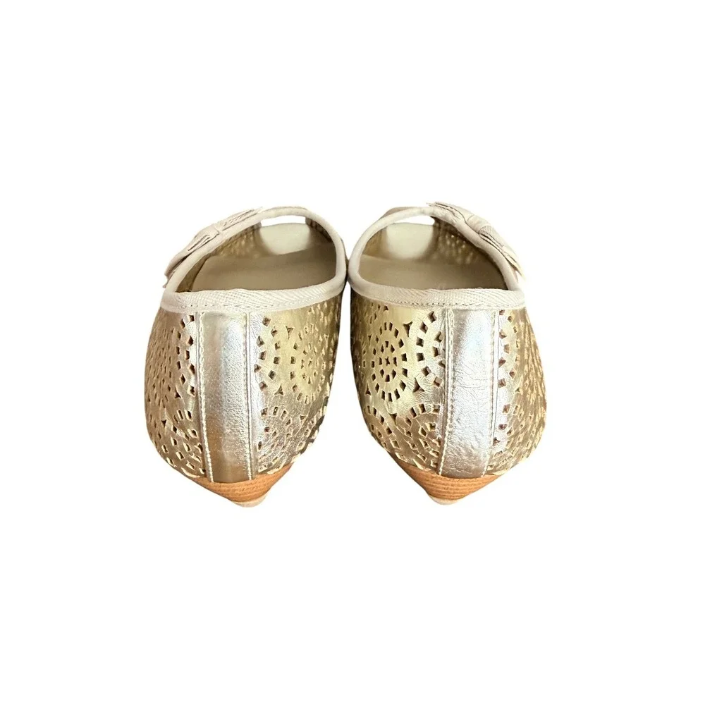 SM New York Womens Champagne Gold Metallic Laser Cut Peep Toe Wedge Shoes 8